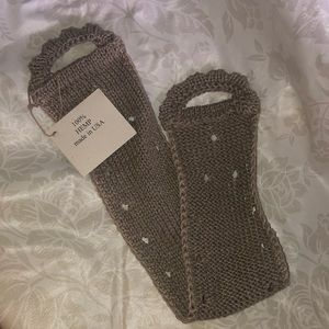 100% hemp back scrubber. Made in USA. New w/tags